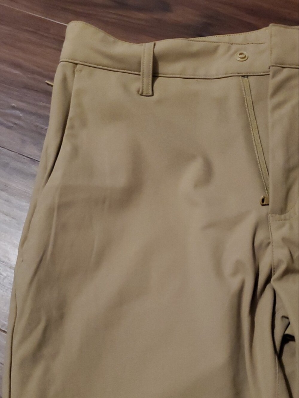 Fabletics Men's Chino Pants in Khaki Tan Zippered Pockets - Picture 6 of 10